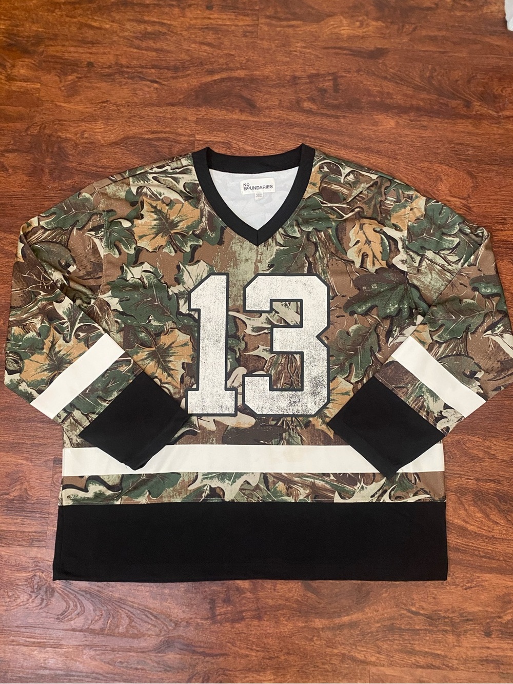 Oversized camo jersey top!!